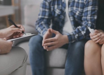 Вызов скорой психиатрической помощи в Белой Холунице